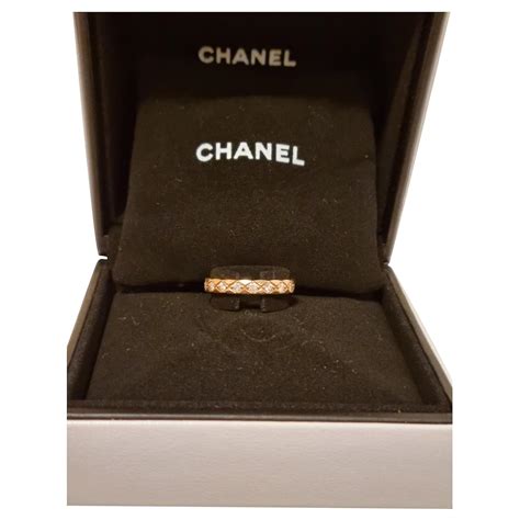 prix bague coco crush chanel|chanel coco earring.